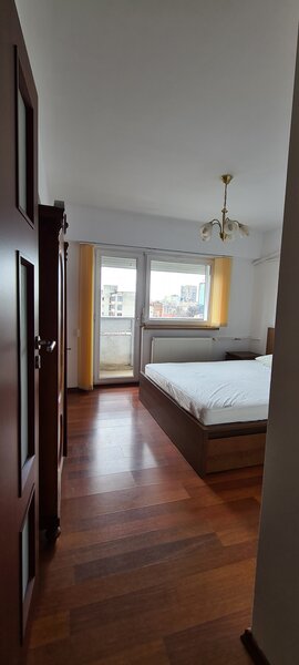 Mantuleasa, Calea Mosilor, bd. Carol.