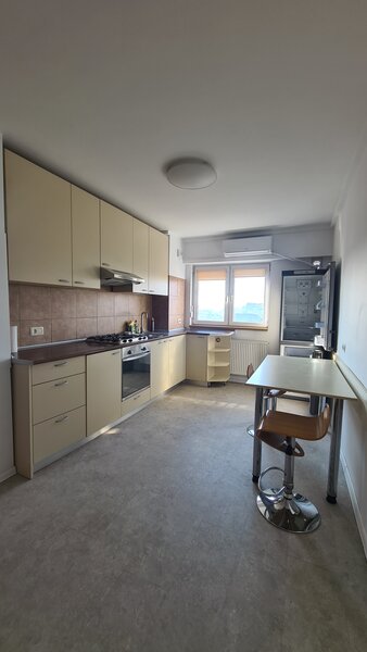 Mantuleasa, Calea Mosilor, bd. Carol.